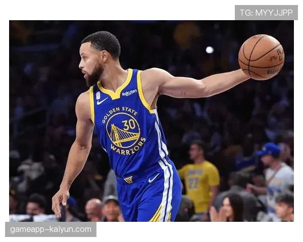 NBA常规赛焦点战:勇士加时不敌凯尔特人,库里空砍45分 NBA常规赛焦点战:勇士加时不敌凯尔特人,库里空砍45分